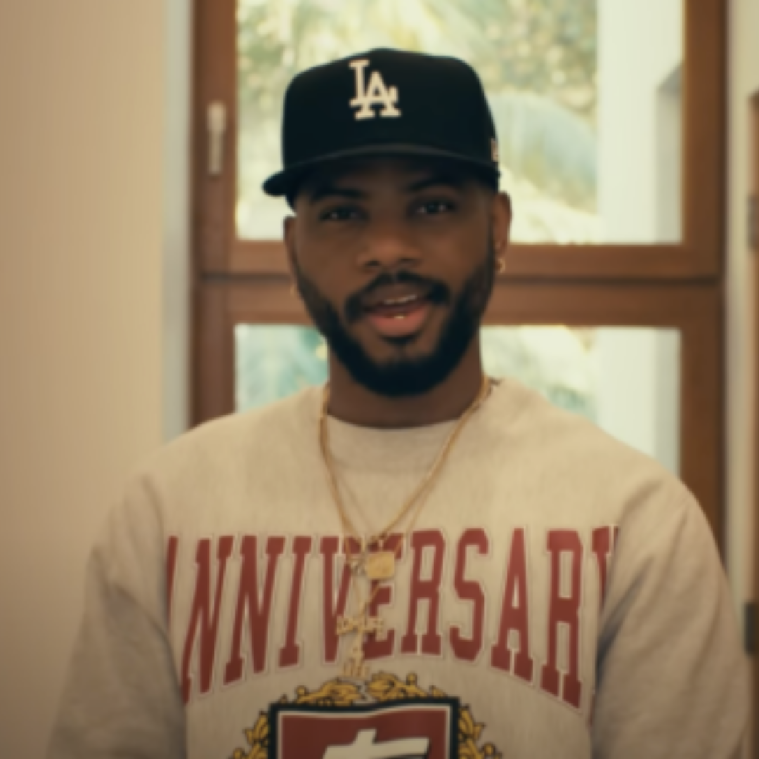 BRYSON TILLER SHARES DELUXE ‘ANNIVERSARY’ WITH NEW VISUAL “LIKE