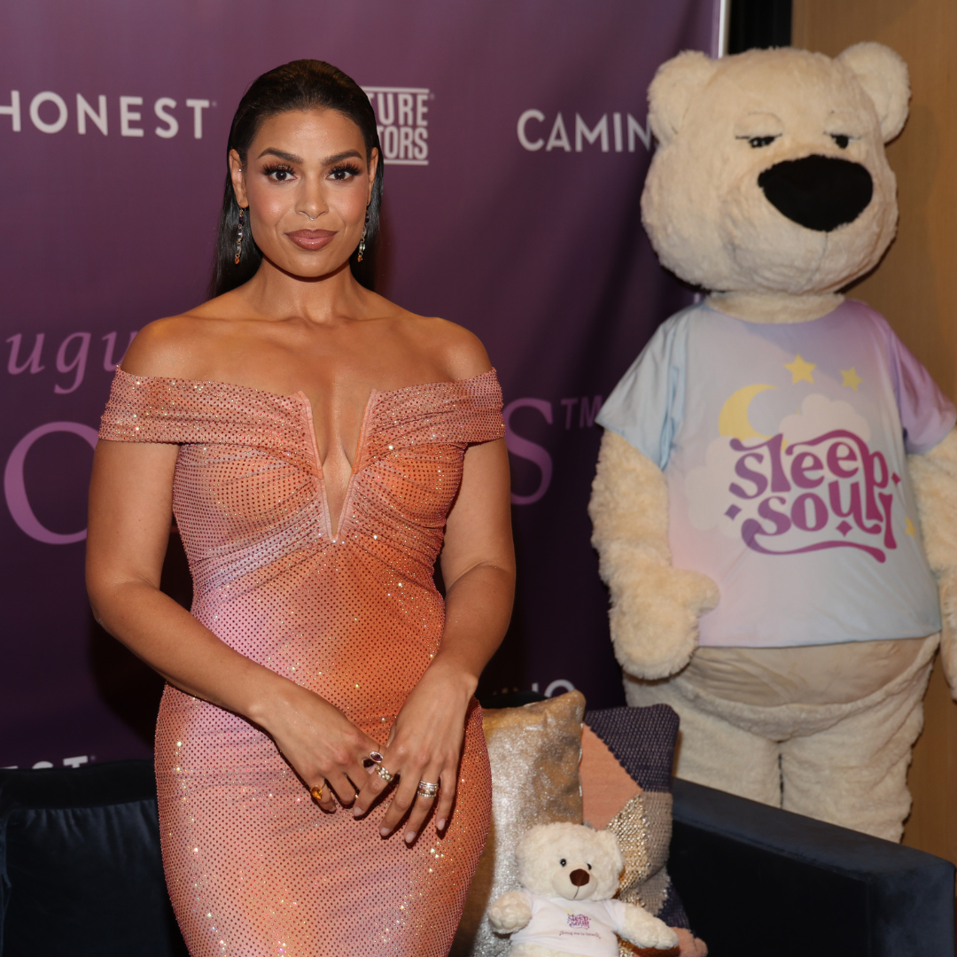 Jordin Sparks Reflects on Motherhood in Teary-eyed, Heartfelt Acceptance Speech at “Moms Honors” Event | ThisisRnB.com